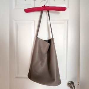 Oak + Fort Tote bag taupe color